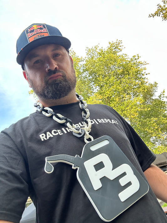 GIANT R3 Gas can chain