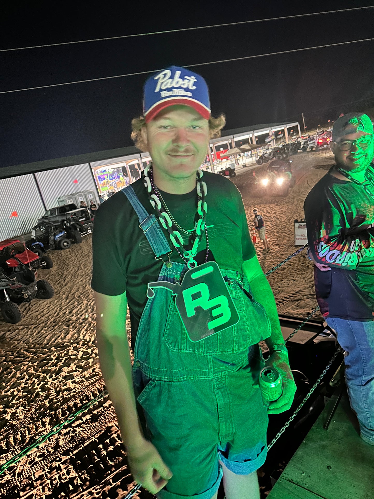 GIANT R3 Gas can chain